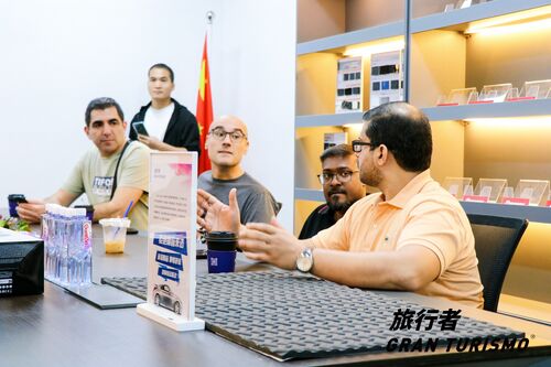 أحدث أخبار الشركة عن زيارة للشركاء الأجانب ووكلاء جران توريسمو للتعاون الفني المتعمق