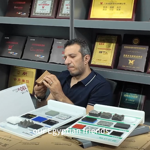 أحدث أخبار الشركة عن قام الأصدقاء المصريون بزيارة أكبر مصنع لعازل صوت السيارات في الصين.